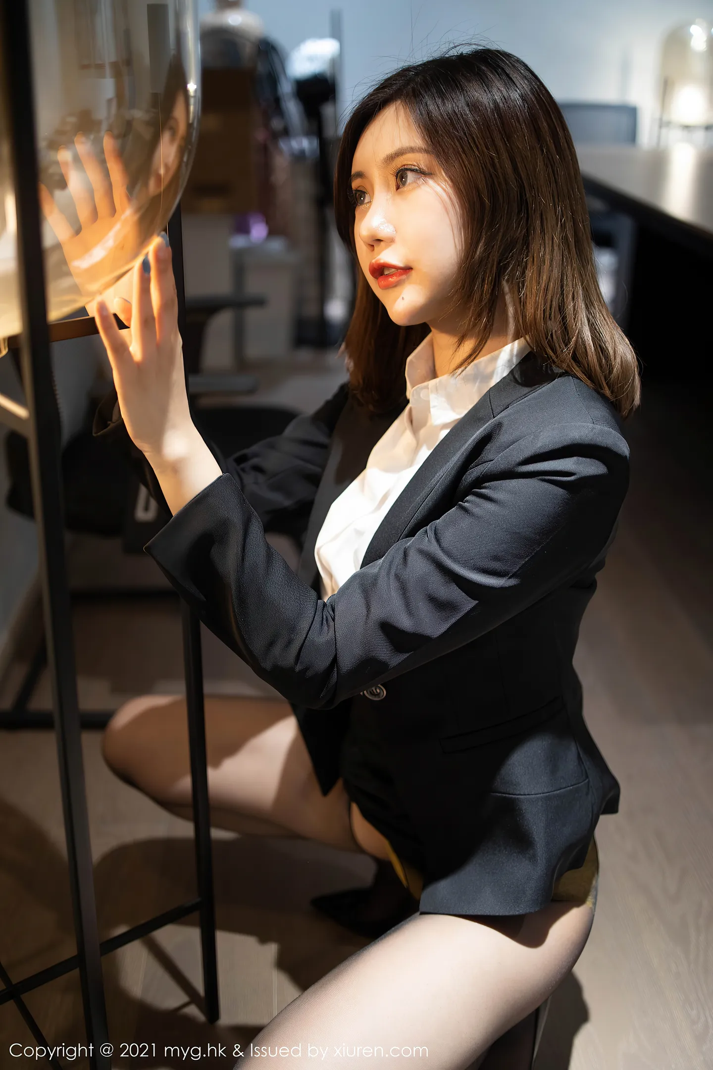 Carina绮里嘉白衬衫写真2